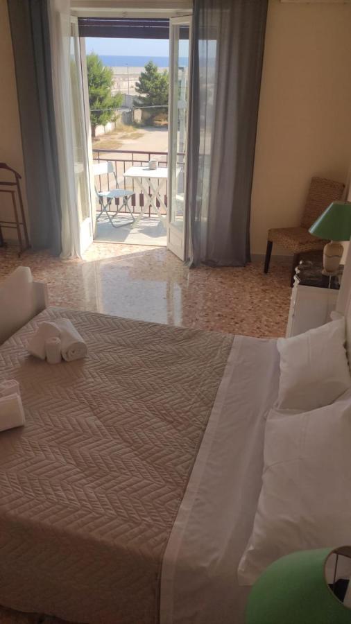 Blu House Apartment Monopoli Bagian luar foto