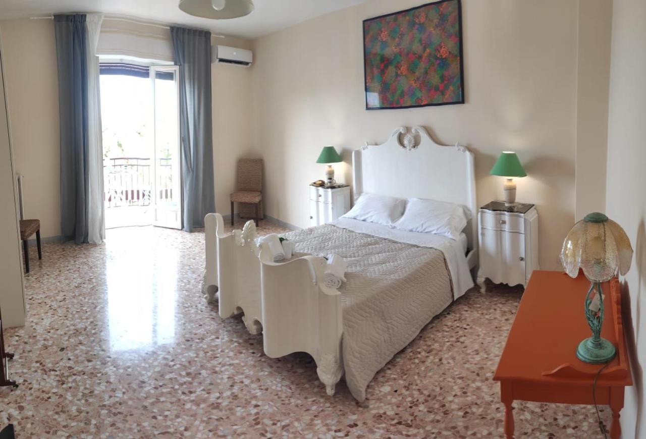 Blu House Apartment Monopoli Bagian luar foto