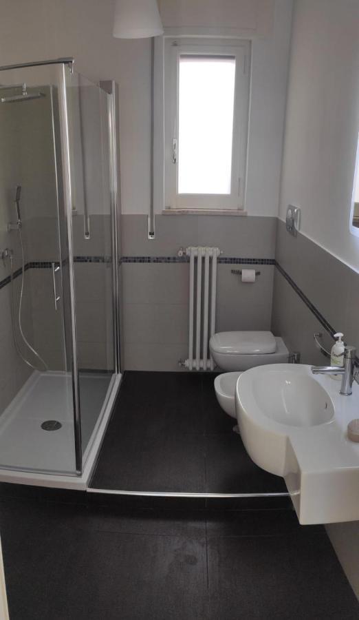 Blu House Apartment Monopoli Bagian luar foto